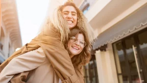 Si vous êtes dans le bassin lémanique (Genève et alentours) et que vous souhaitez un bilan pour un projet esthétique, implantaire, orthodontique ou chirurgical, contactez le cabinet : Téléphone : +33 (0)4 50 41 75 22 E-mail : contact@cabinetdesportesduleman.com Cabinet dentaire situé à Chevry, Pays de Gex